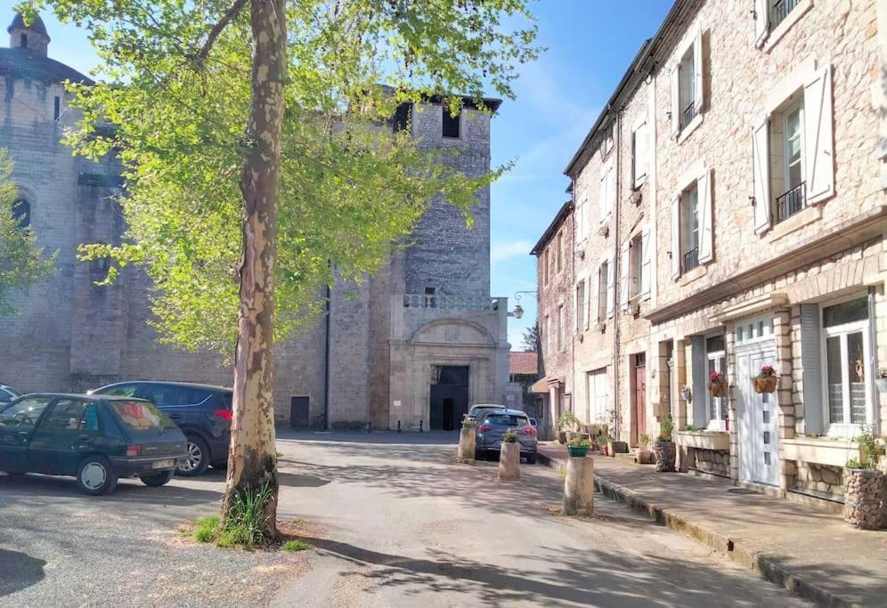 Appartement Au Rez-De-Chaussee Souillac Kültér fotó